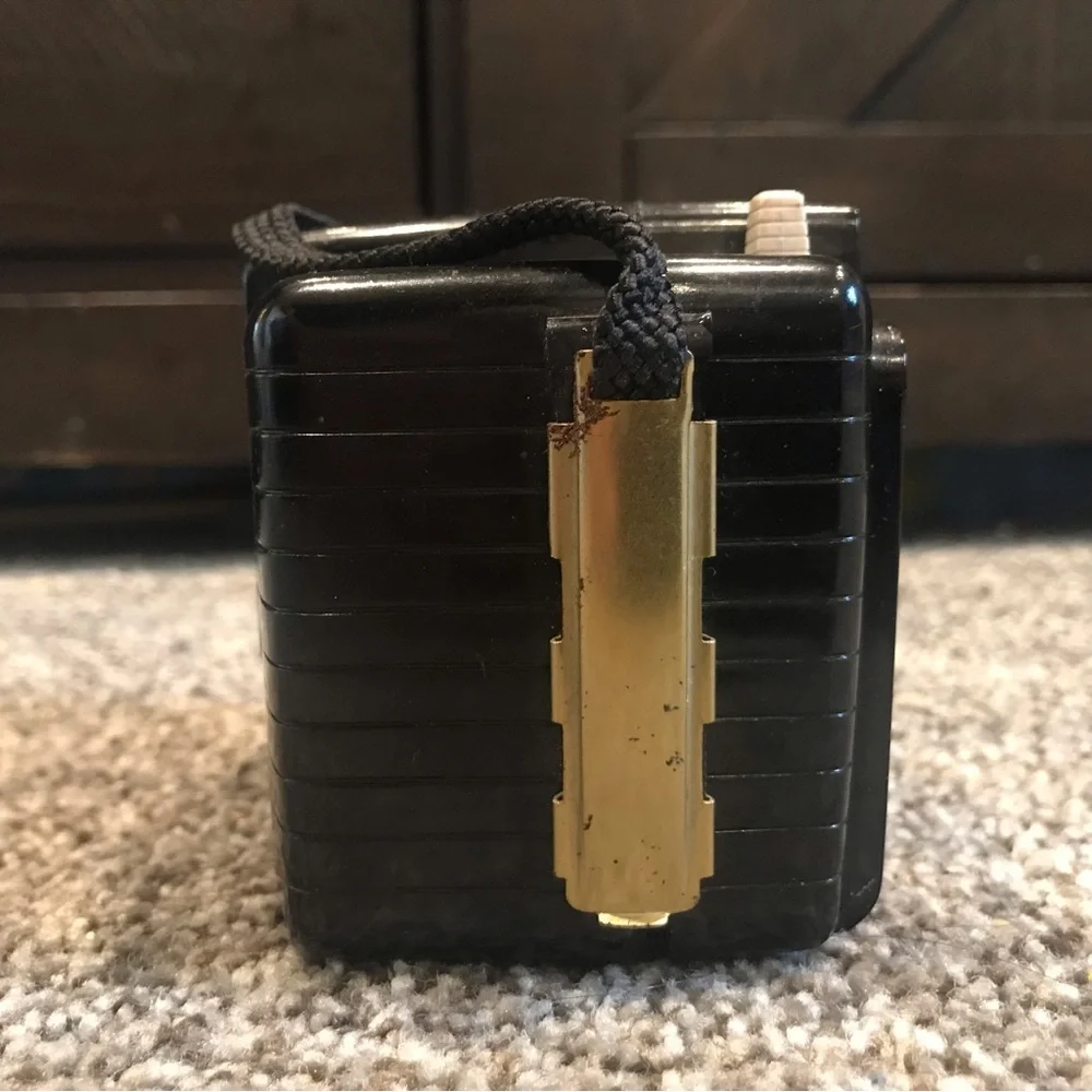 UNTESTED - Vintage Kodak Brownie Bullet Camera - for parts only - Picture 3 of 6
